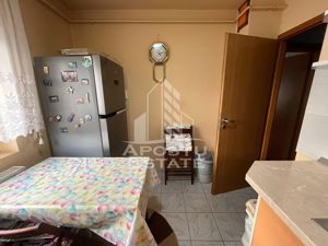 Apartament cu 3 camere si 2 bai, zona Aradului - imagine 14