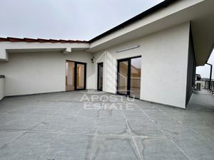 Apartament cu 3 camere, decomandat, terasa de 26 mp, zona Planetelor