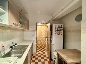 Apartament 3 camere, decomandat, etaj intermediar, Spitalul Judetean - imagine 7