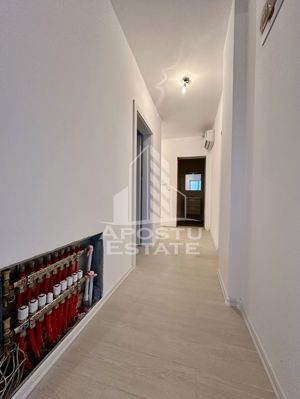 Apartament cu 3 camere, decomandat, terasa de 30 mp, zona Planetelor - imagine 8