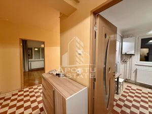 Apartament 3 camere, decomandat, etaj intermediar, Spitalul Judetean - imagine 10