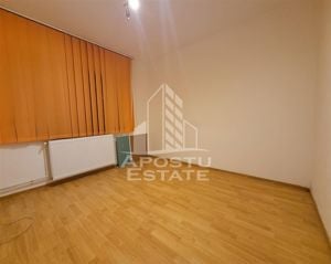 Apartament decomandat cu 3 camere, centrala proprie, parter, Lipovei - imagine 4