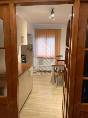 Apartament cu 3 camere, decomandat, centrala proprie,in zona Lunei - imagine 10