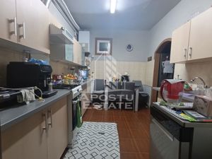 Apartament cu 4 camere, centrala proprie, 2 bai, terasa, zona Iosefin. - imagine 4