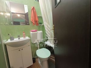 Apartament cu 4 camere, centrala proprie, 2 bai, terasa, zona Iosefin. - imagine 11
