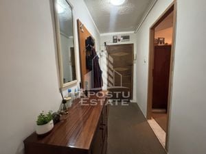 Apartament cu 3 camere in zona UMT, centrala proprie - imagine 7