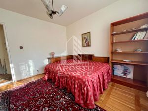 Apartament 3 camere,decomandat,Pet Friendly,zona Aradului - imagine 5