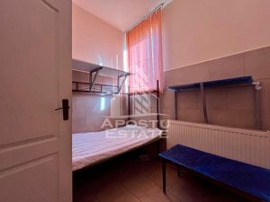 Casa 3 camere dotata cu 14 paturi,centrala proprie,in zona Lipovei - imagine 4