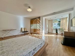 Apartament cu 3 camere semicentral cu o suprafata de 90 mp - imagine 7