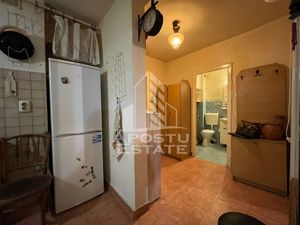 Apartament 2 camere, decomandat, etaj intermediar, zona Dambovita - imagine 5