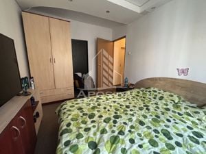 Apartament cu 3 camere in zona UMT, centrala proprie - imagine 5