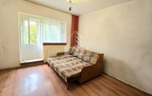 Apartament cu 1 camera, etaj intermediar, zona Lipovei