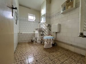 Apartament cu 3 camere, 2 bai, centrala proprie, zona Girocului - imagine 5