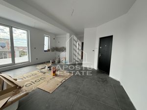 Apartament tip penthouse cu 2 camere, in Ciarda Rosie, terasa de 50 mp