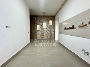 Apartament 2 camere, centrala proprie, zona Dambovita - imagine 3