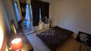 Apartament 3 camere, decomandat, centrala proprie, Zona Girocului