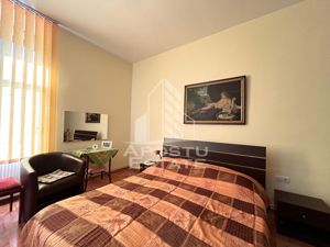 Apartament 3 camere, in Piata Maria la doar 500 m de centru. - imagine 2