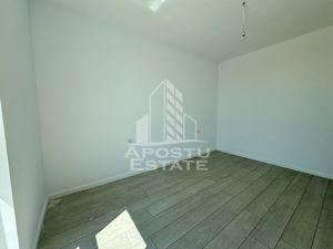 Apartament cu 2 camere, la asfalt, hotel IQ, etaj intermediar cu lift. - imagine 9