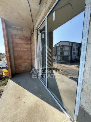 Apartamente cu 3 camere, terasa de 45 mp, zona Braytim. - imagine 13