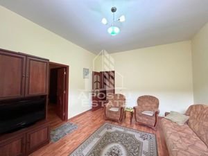 Apartament 3 camere, in Piata Maria la doar 500 m de centru. - imagine 4