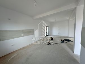 Duplex cu 3 camere despartit prin camera tehnica - imagine 6