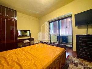 Apartament 2 camere, ultracentral - Piata Catedralei - imagine 3