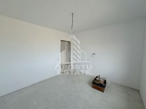 Duplex cu 3 camere despartit prin camera tehnica - imagine 14