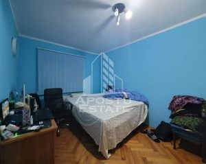 Apartament cu 3 camere, 2 bai, centrala proprie, zona Bucovina - imagine 6