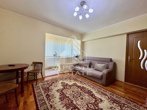 Apartament cu 2 camere, centrala proprie, zona Dambovita