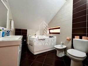 Casa individuala cu 6 camere de lux, cu sauna si jacuzzi, in Giroc - imagine 13