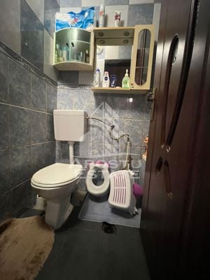 Apartament cu 2 camere decomandat, situat in zona Buziaslui - imagine 5