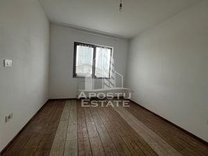 Jumatate de duplex, 3 camere, situat in Mosnita Noua - imagine 5