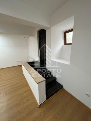 Spatiu comercial pentru investitie, 3 camere, Central/Baile Neptun - imagine 12