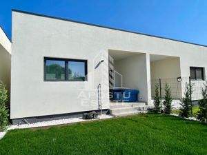 Duplex modern Chisoda stadiul la alb - imagine 12