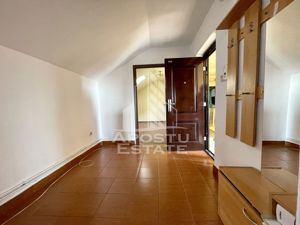 Apartament cu 3 camere, 64 mp utili, centrala proprie, zona Sagului - imagine 9