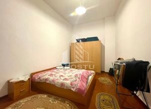 Apartament 2 camere, zona Centrala - Piata Catedralei - imagine 4