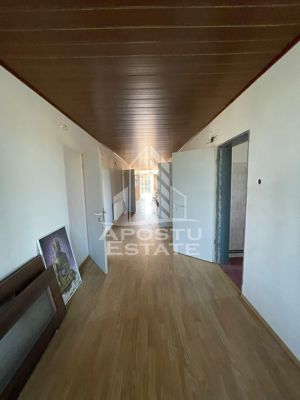 Casa de inchiriat 400 mp utili cu 9 birouri, Zona Freidorf - imagine 3