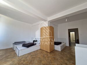 Casă individuală- Spațiu comercial cu 6 camere,280 mp,Zona Dragasani - imagine 6