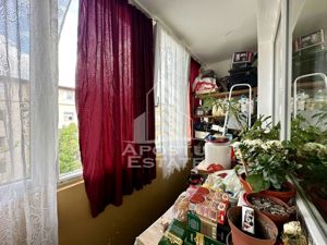 Apartament cu 3 camere, centrala proprie, zona Sagului - imagine 8