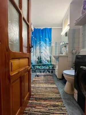 Apartament cu 2 camere, decomandat ,cu centrala proprie - imagine 6