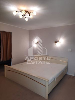 Casă cu 5 camere , 240 mp, teren 701mp,centrală proprie, Vladimirescu - imagine 12