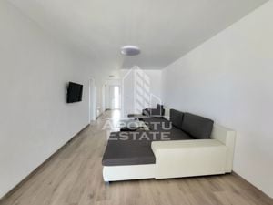 Jumatate de duplex pe parter cu 3 camere si 2 bai, finalizat, Sag