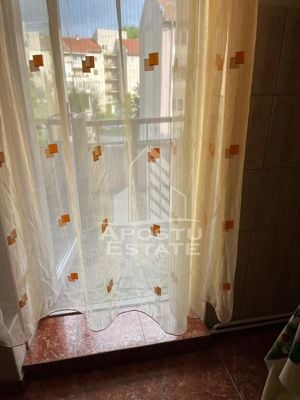 Apartament cu 3 camere,  2 bai,  aproape de Complexul Studentesc - imagine 13