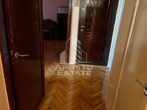 Apartament cu 3 camere,  2 bai,  aproape de Complexul Studentesc - imagine 12