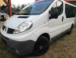 Renault Trafic  165mkm 2litrii 9locuri 2012