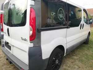 Renault Trafic 2012 2litrii 9locuri 166mkm !