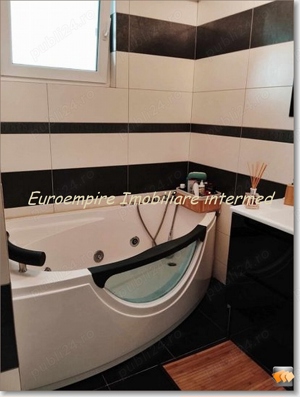 Apartament 3 camere decomandate zona Km 4-5 - imagine 8