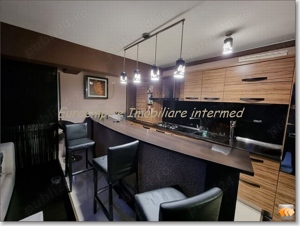 Apartament 3 camere decomandate zona Km 4-5 - imagine 2