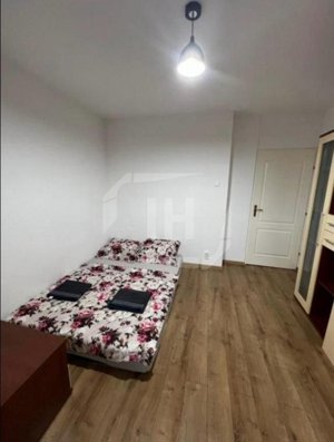 Apartament  cu 4 camere, 80 mp, zona Aurel Vlaicu - imagine 4