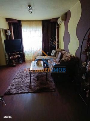 Apartament 4 camere de vanzare Dristor - Ramnicu Sarat - imagine 5